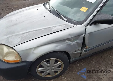 1998 Honda Civic Lx из США, поврежденный, VIN 1HGEJ667XWL000154